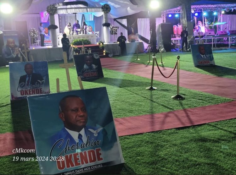 Obsèques de Chérubin Okende | Un cadre de l’UDPS chassé à la cathédrale notre dame du Congo !