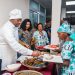 WIDAL FONDATION | Me Guy Loando et son épouse offrent aux femmes veuves de la FUNA un repas de cœur et des fonds !