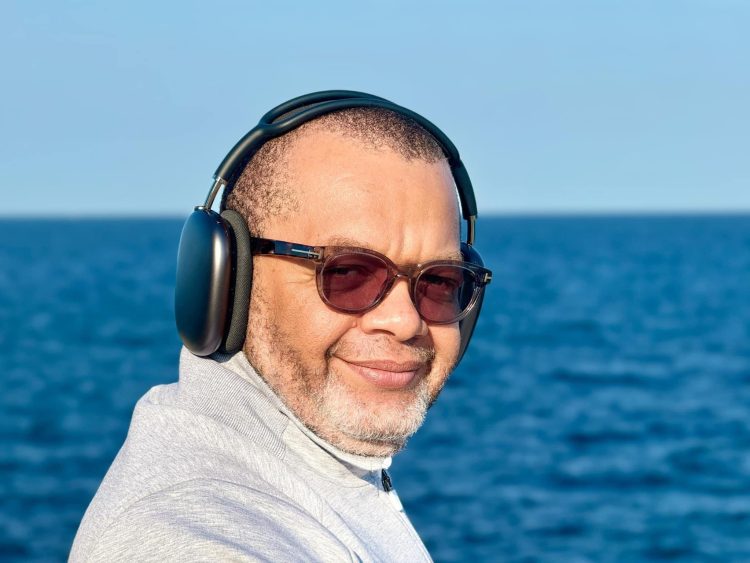 40 jours du décès de maman Blanche Tunasi | « Il y’a un temps pour tout, un temps pour pleurer et un temps pour sécher nos larmes » Pasteur Marcello Tunasi
