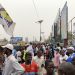 Kinshasa : Les militants de l’ECIDé et de LAMUKA se mobilisent à l&rsquo;aéroport de N&rsquo;djili pour le retour de Martin Fayulu (situation à 10h15)