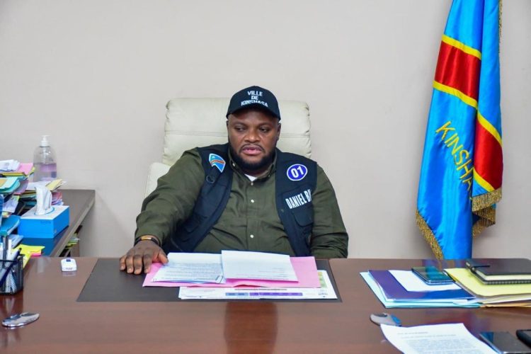 Inondations à Kinshasa | Daniel Bumba annonce le déploiement des bacs dans plusieurs coins de la ville pour garantir la bonne gestion des déchets !