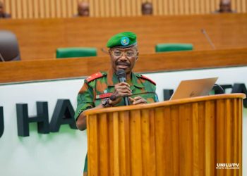 RDC | Le général Eddy Kapend renforce la discipline et le moral des troupes à Kalemie, face aux défis sécuritaires !