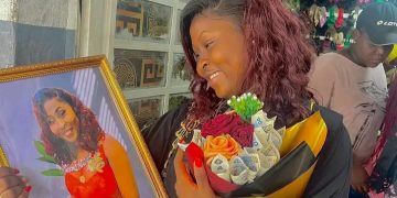 Exaucia Bindanda Ndaya | De vendeuse de braise à patronne d&rsquo;une boutique florissante à Kinshasa !
