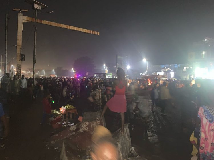 Kinshasa paralysée par des inondations massives | Des embouteillages monstres et des milliers de victimes à la suite d’une crue de la rivière N’djili !