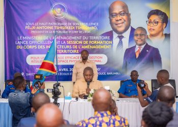 RDC | Le Ministre d’État Guy Loando lance la formation des inspecteurs pour un aménagement du territoire rigoureux !