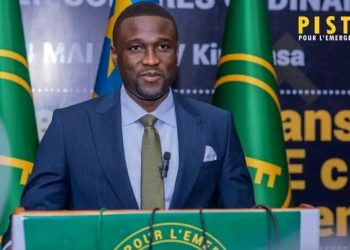 RDC | L’opposant Seth Kikuni interpellé à son retour à Kinshasa après le conclave de Nairobi !