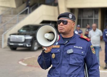Kinshasa| le général Israël Kantu lance l’opération « Kanga Kanga » pour traquer les criminels urbains !