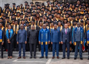 AREP | Me Guy Loando Mboyo mise sur la jeunesse politique et distingue la promotion « Pierre Loando Mboyo »